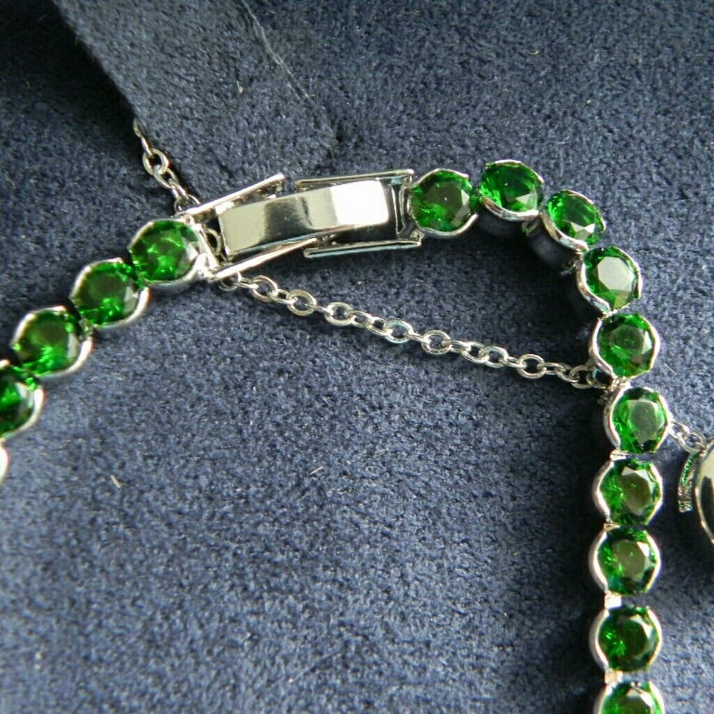 SOLD!!! Green Peridot Jewelry 2 Pcs. Set - Picture 3 of 6
